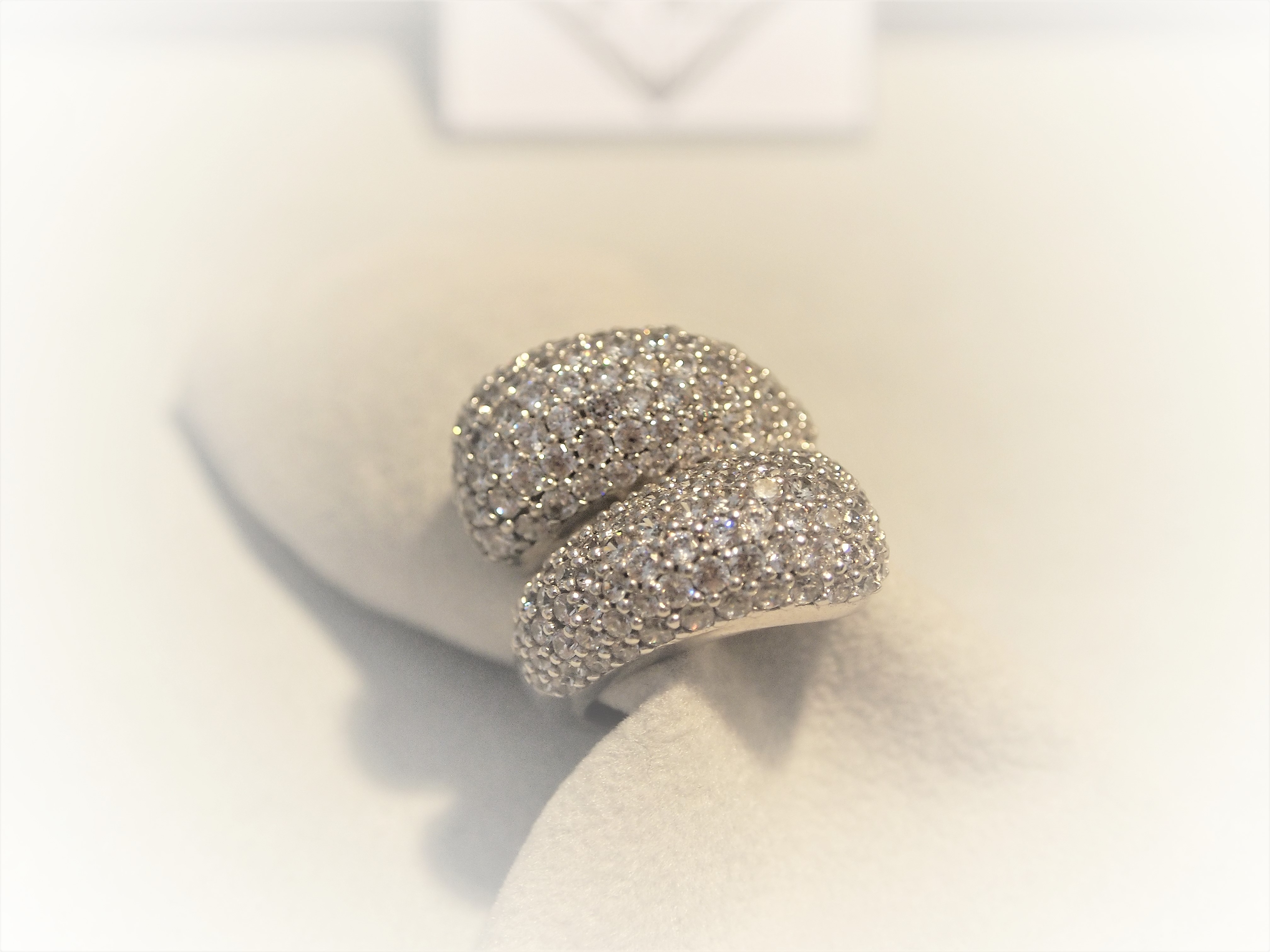 Anello  in Oro 750 millesimi con Diamanti taglio a brillante